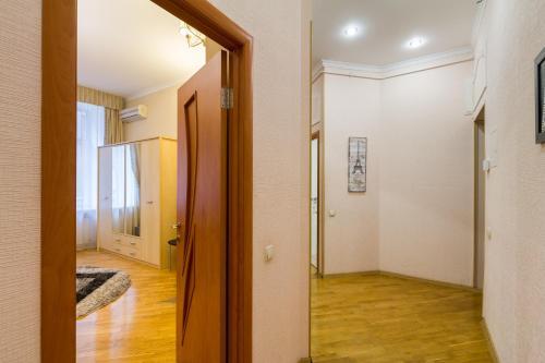 Apartment On Khreschatyk 15