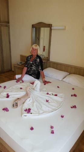 Golden Star Hotel
