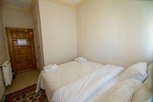 Bed & Breakfast Kamelya Cave Hostel