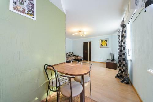 Apartment On Lesi Ukrainky Boulevard