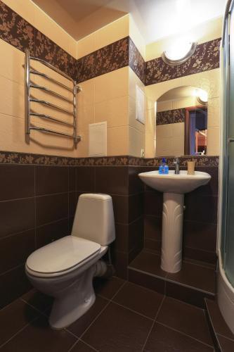 Apartment On Obolonskiy Prospect 12