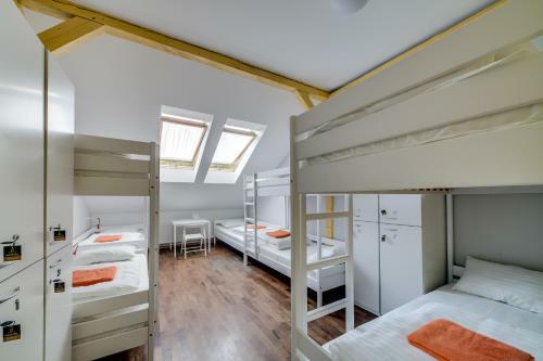 Park Plus Hostel