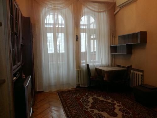 Apartment On Saksaganskogo 127
