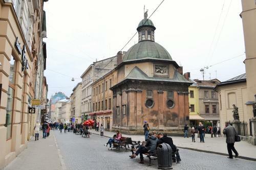 Apartis Halytska Street