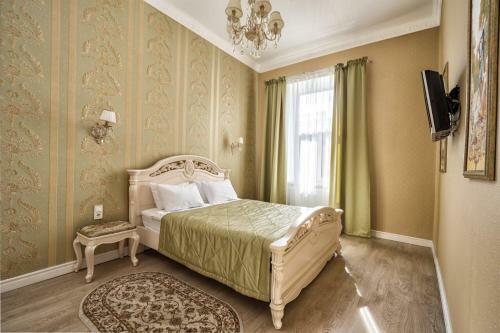 Sunny Apartment