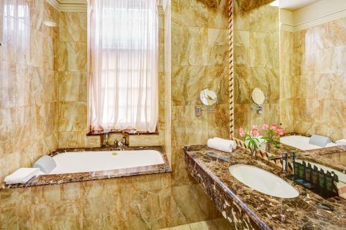 Hotel Atlas Deluxe