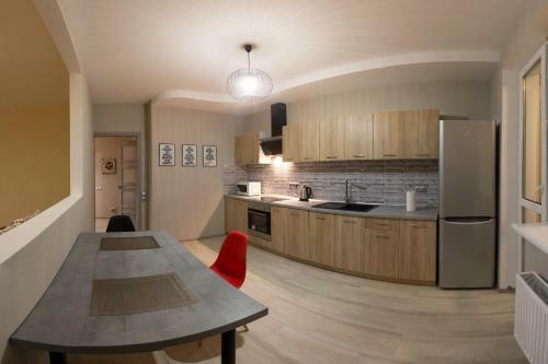 Apartment On Melnikova Street