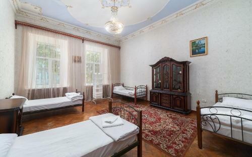 Babushka Grand Hostel