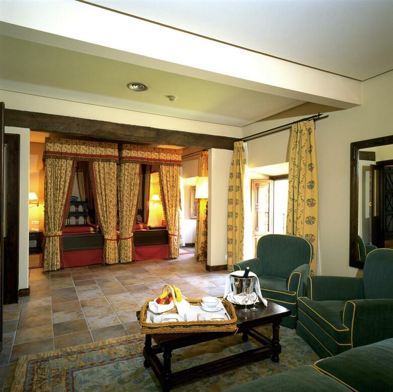 Hotel Parador de Cangas