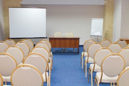 Hotel Mirniy Resort