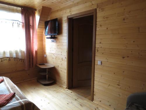 Hostal Bilyy Kamin Guest House