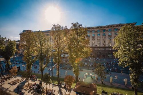 Khreshatyk Street Apartment