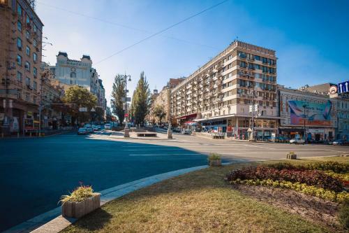Khreshatyk Street Apartment