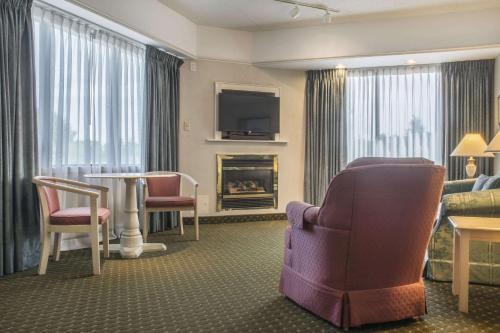 Clarion Hotel & Conference Centre