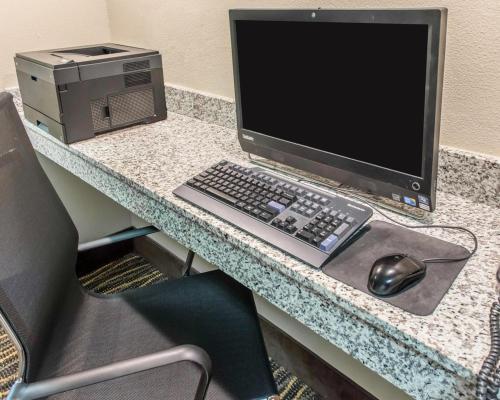 Hotel Mainstay Suites Pittsburgh Airport