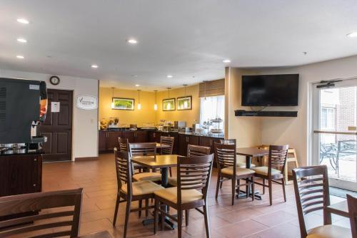 Hotel Mainstay Suites Pittsburgh Airport