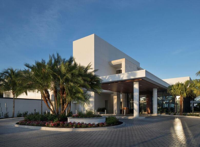 Hotel Zota Beach Resort