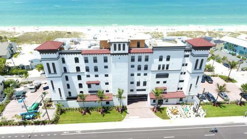 Barefoot Beach Hotel