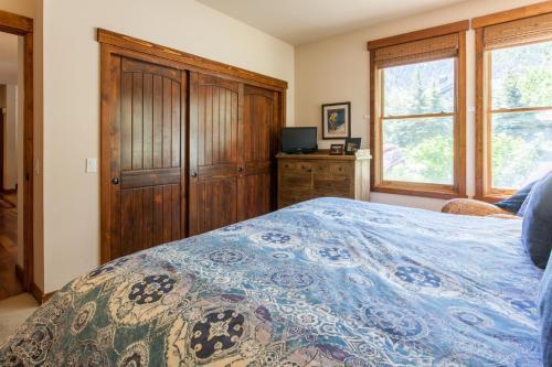 Snowcreek # 883