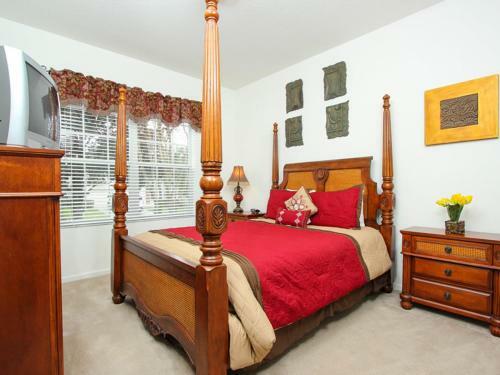 Villa 7758 Tosteth Windsor Hills