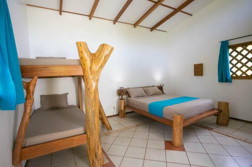 Passion Fruit Lodge