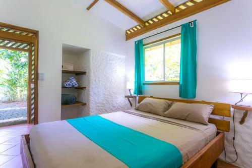 Passion Fruit Lodge