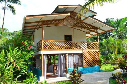 Passion Fruit Lodge