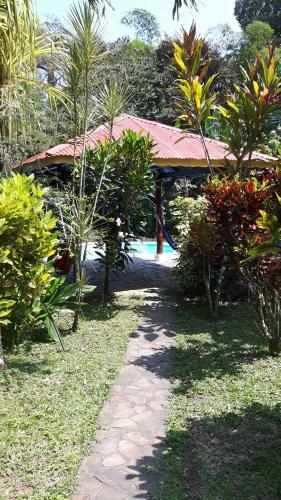Posada Cabinas Nirvana Ecolodge