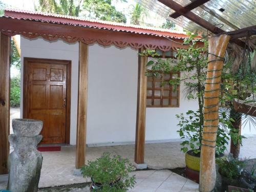 Hotel Cabinas Yucca