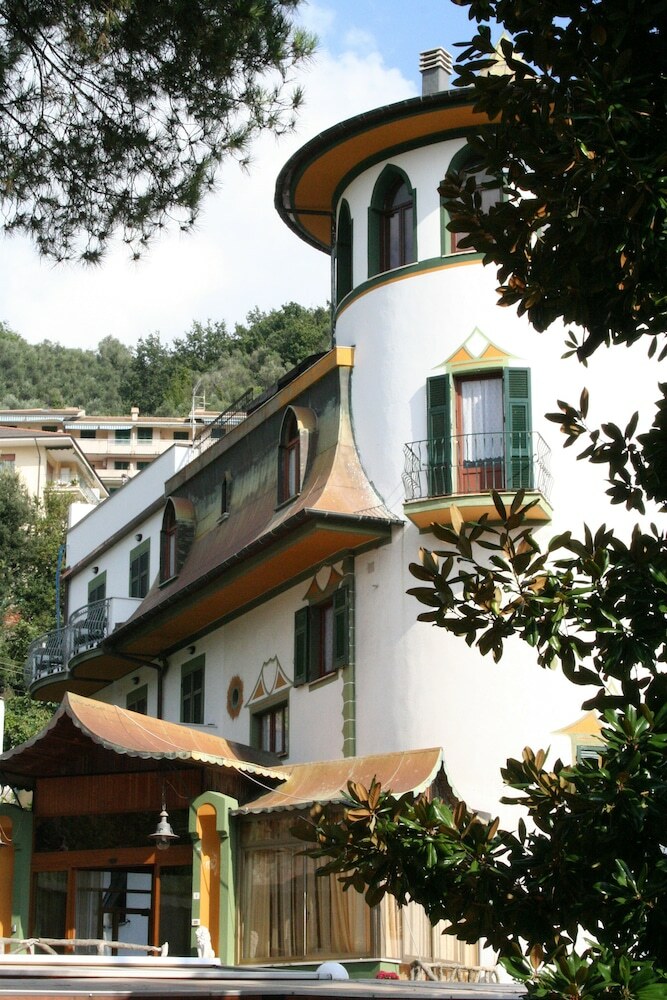 Residence Hotel Moneglia