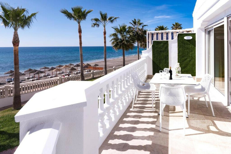 Hotel Apartamentos Perla Marina