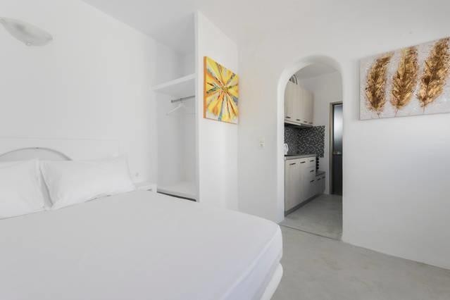 Hotel Ayoba Santorini