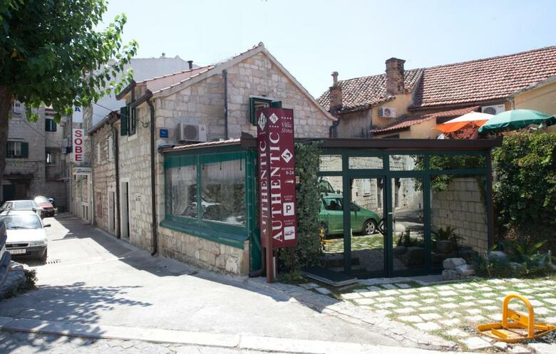 Hotel Authentic Luxury Rooms