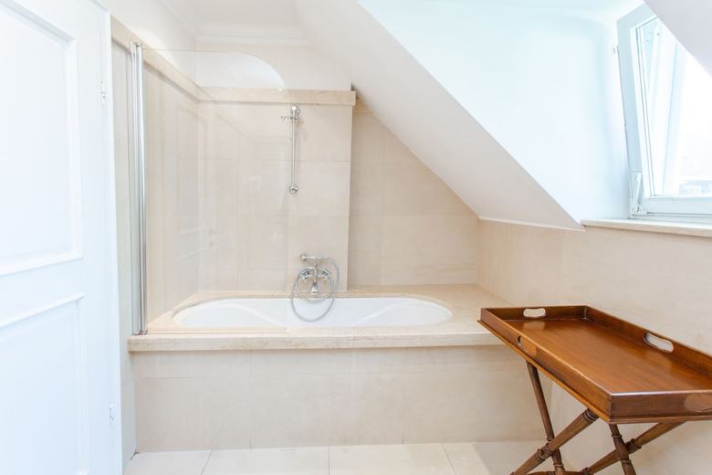 Lesar Hotel Angel