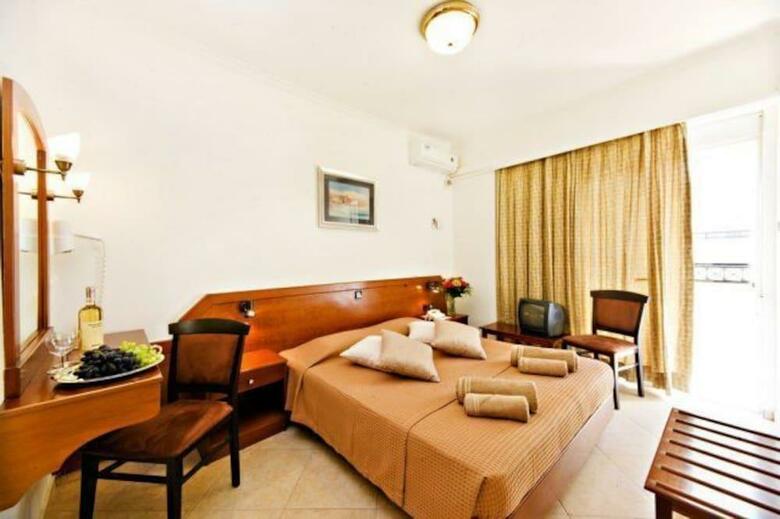 Arkadi Hotel