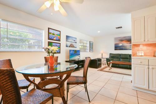 Secluded Pool Home In A Gated Community