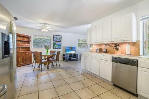 Secluded Pool Home In A Gated Community