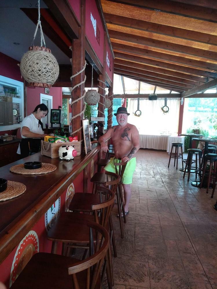 Hotel Damia Apartments