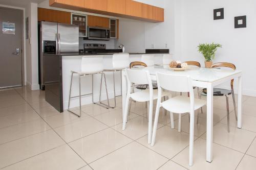 Luxury Apartment In Downtown
