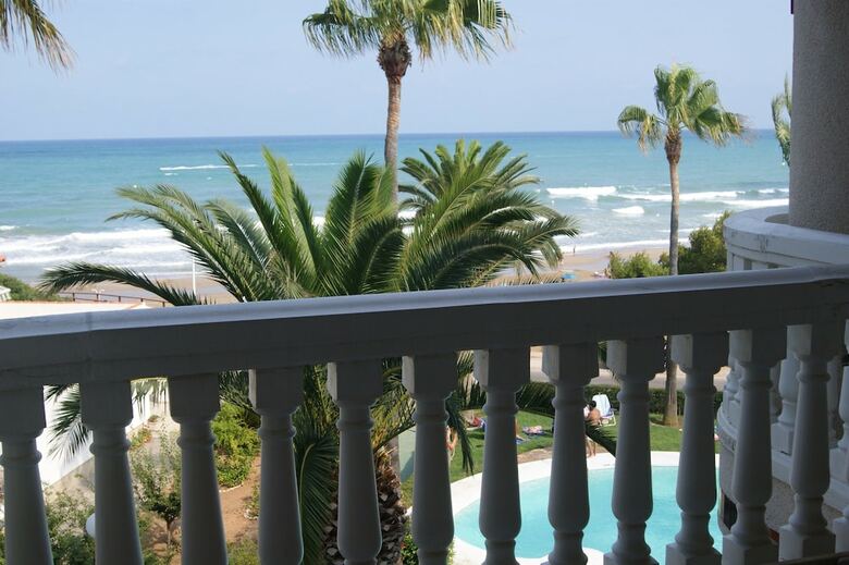 Apartamentos Casablanca Marineu