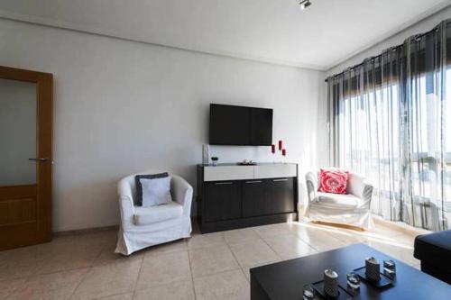 Vecindario-plaza Apartment