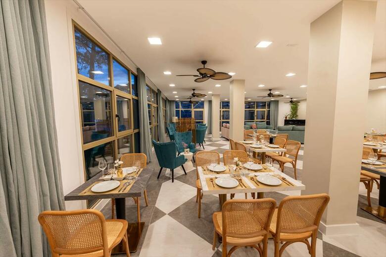 Hotel Faranda R�as Altas