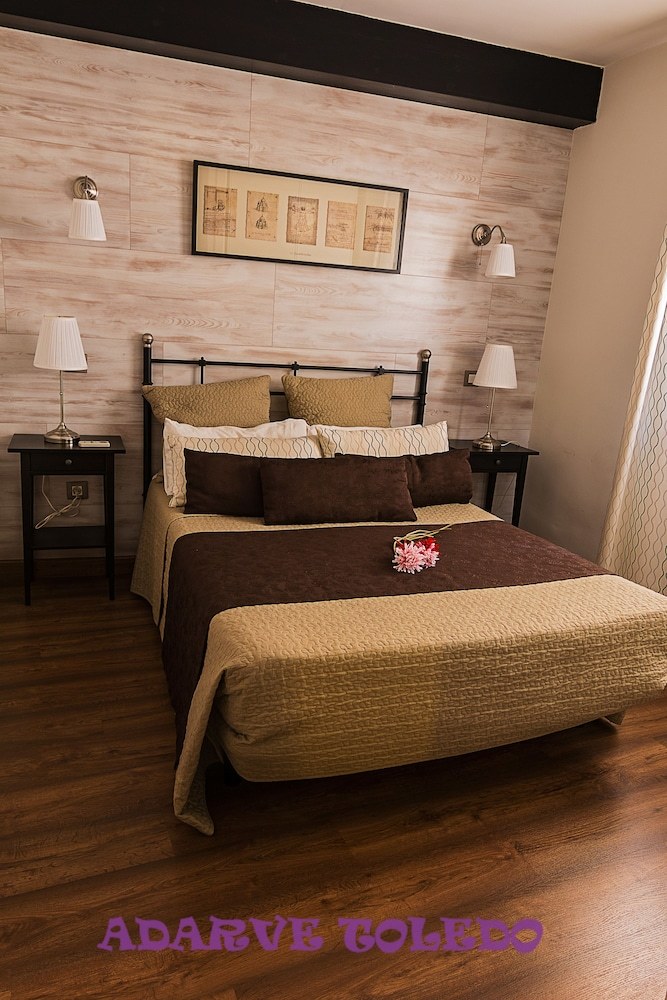 Apartamentos Adarve Toledo