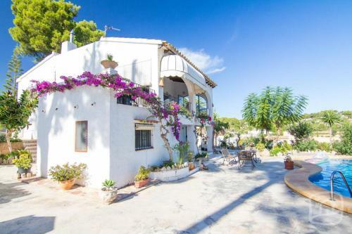 Abahana Villas Amoros