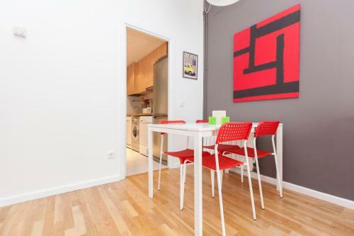 Stay Barcelona Gotico Apartments