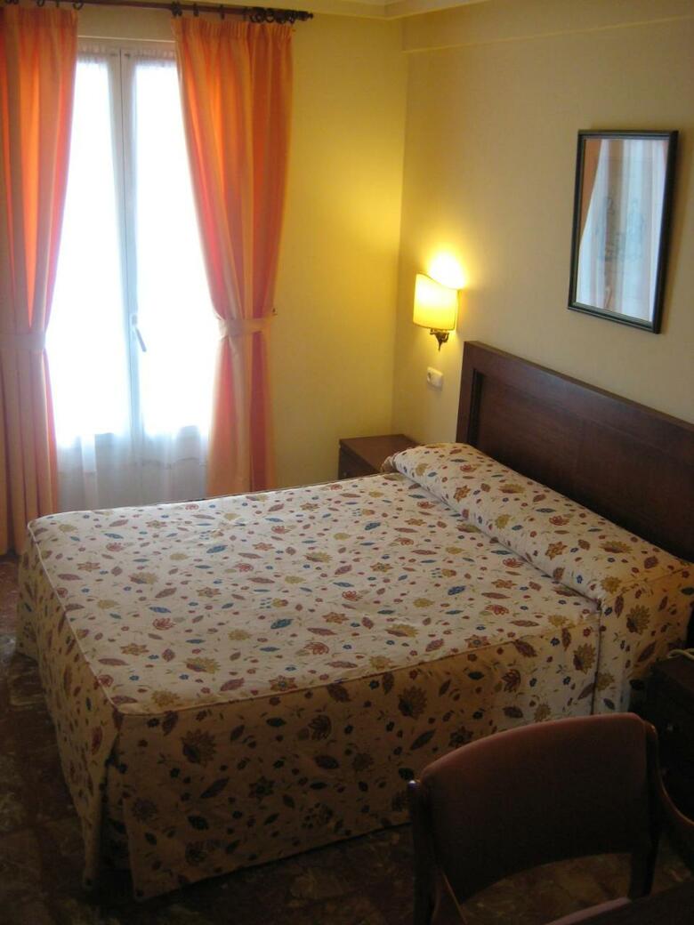 Hotel Gurutzeberri