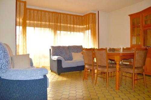 Apartamentos Centro Pe��scola
