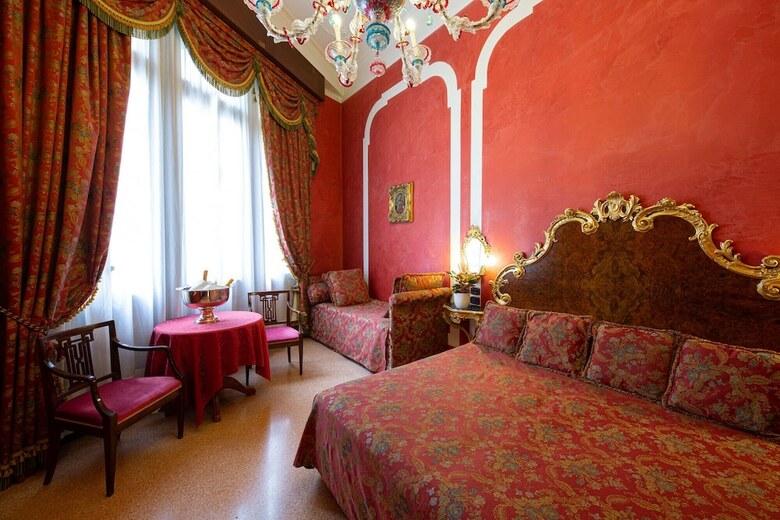 Hotel San Mois�