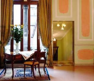 Hotel San Mois�