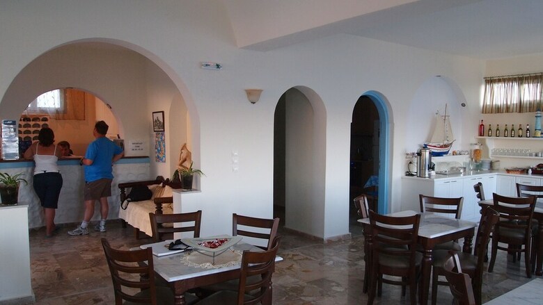 Hotel Kokkinos Villas